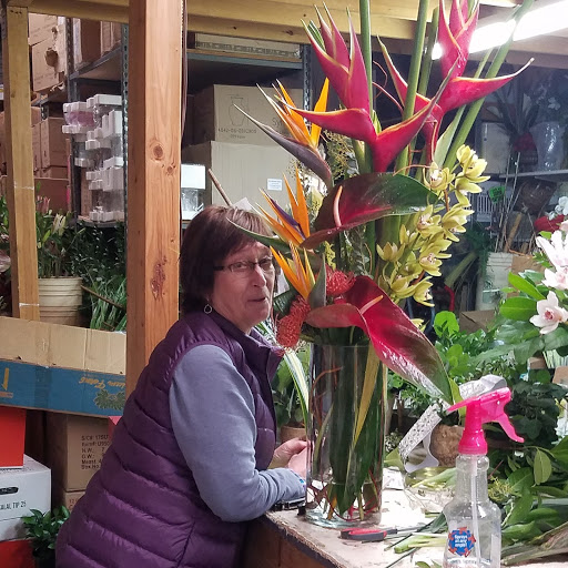 Florist «Countryside Floral & Garden», reviews and photos, 1420 NW Gilman Blvd #1, Issaquah, WA 98027, USA
