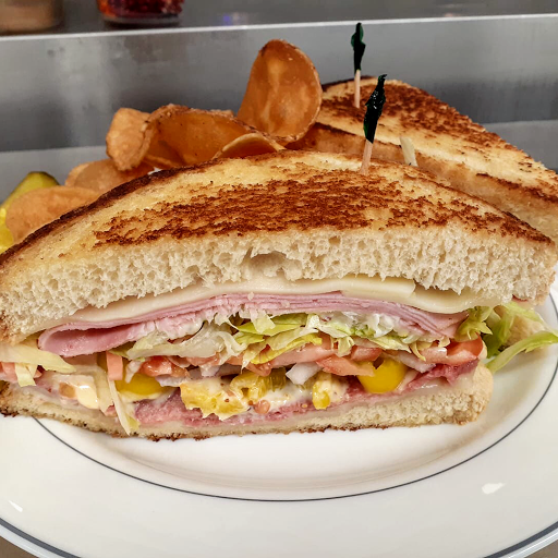 Bar & Grill «Fountain Street Grille», reviews and photos, 151 Fountain St, Pawtucket, RI 02860, USA