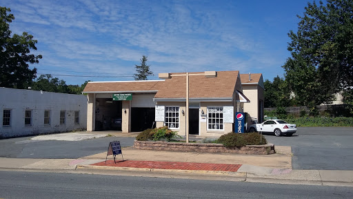 Auto Repair Shop «Auto Solutions», reviews and photos, 203 S King St, Leesburg, VA 20175, USA