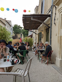 Atmosphère du Restaurant méditerranéen Au Brin de Thym à Arles - n°7