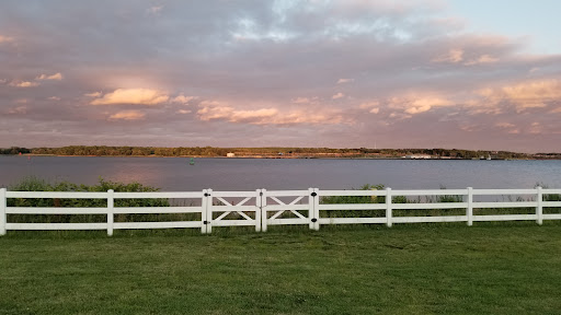 Memorial Park «Alvin P. Williams Memorial Park», reviews and photos, Port Reading Ave, Sewaren, NJ 07077, USA