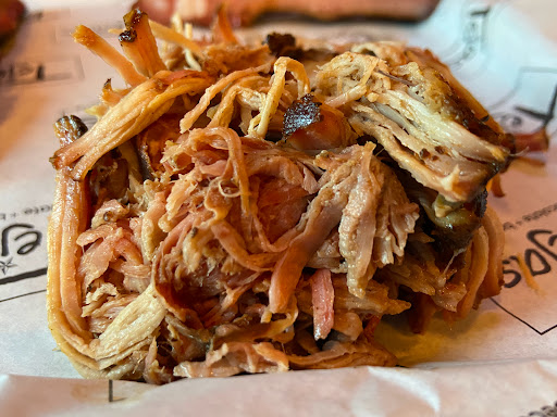 Barbecue Restaurant «Tejas Chocolate Craftory», reviews and photos, 200 N Elm St, Tomball, TX 77375, USA