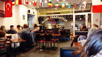Atmosphère du Restauration rapide Nazar Kebab tacos hamburger HALAL (livraison À Partir De 30 € À Blois Et Ses Alentours - n°3