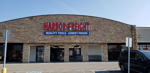 Hardware Store «Harbor Freight Tools», reviews and photos, 707 S Madison Ave #1, Greenwood, IN 46143, USA