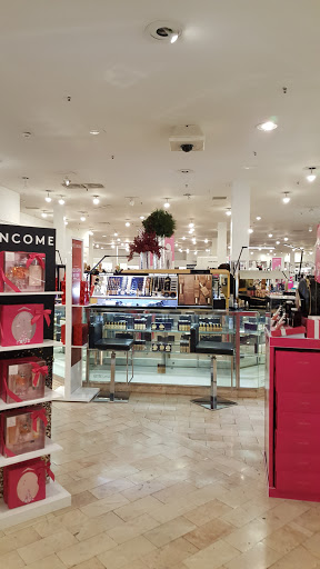 Department Store «Lord & Taylor», reviews and photos, 5255 Western Avenue Northwest, Washington, DC 20015, USA