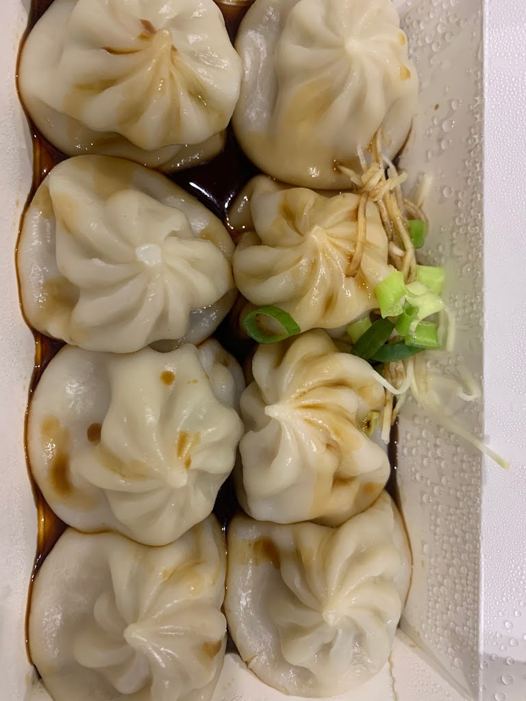 傻師傅湯包民富店 的照片