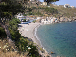 Fotografie cu Melitsachas beach cu o linie de coastă dreaptă