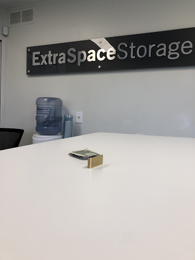 Storage Facility «Extra Space Storage», reviews and photos, 1150 Coolidge Hwy, Troy, MI 48084, USA