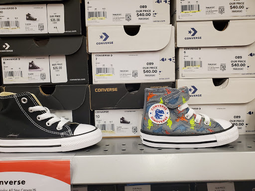 Shoe Store «Shoe Carnival», reviews and photos, 919 Lakeland Park Center Dr, Lakeland, FL 33809, USA