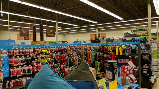 Pet Supply Store «Petco Animal Supplies», reviews and photos, 2435 N Hwy 67, Florissant, MO 63033, USA