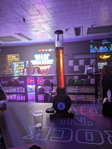 Bowling Alley «Diversey River Bowl», reviews and photos, 2211 W Diversey Pkwy, Chicago, IL 60647, USA