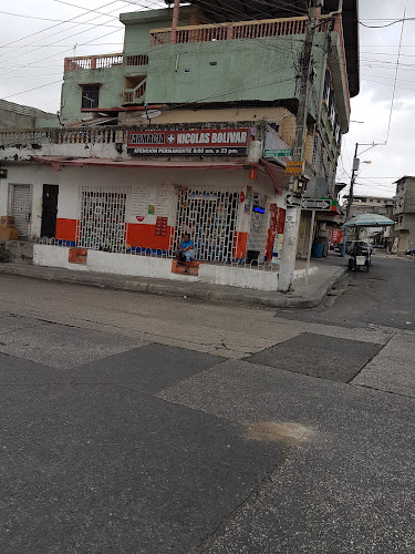 Farmacia Nicolás Bolivar - Guayaquil