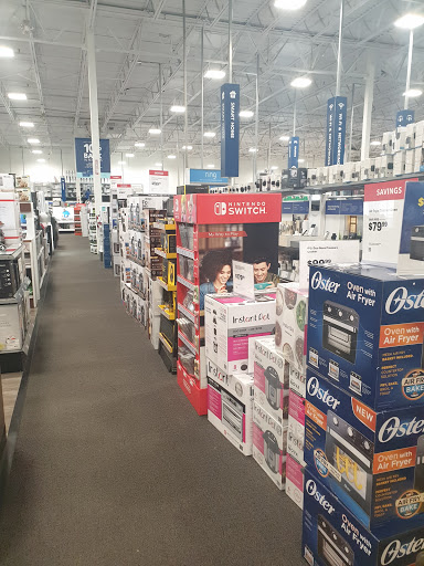 Electronics Store «Best Buy», reviews and photos, 2 International Dr, Danbury, CT 06810, USA