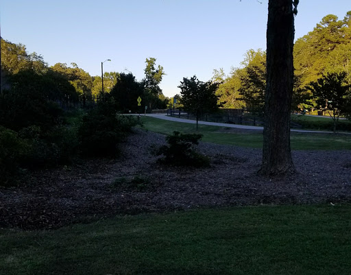 Park «Cleveland Park», reviews and photos, Cleveland Park Drive & East Washington, Greenville, SC 29601, USA