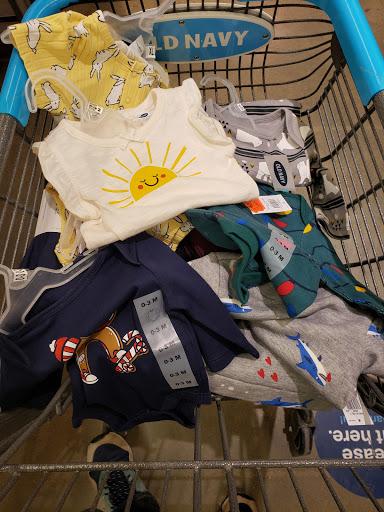 Clothing Store «Old Navy», reviews and photos, 5910 W 86th St, Indianapolis, IN 46278, USA