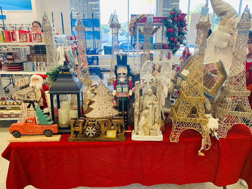 Clothing Store «Ross Dress for Less», reviews and photos, 2625 Piedmont Rd NE, Atlanta, GA 30324, USA