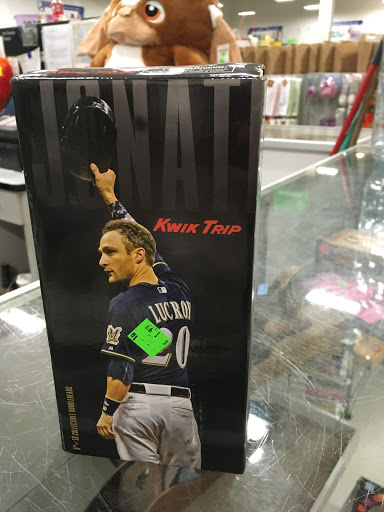 Thrift Store «Goodwill Industries McHenry», reviews and photos, 2006 N Richmond Rd, McHenry, IL 60051, USA