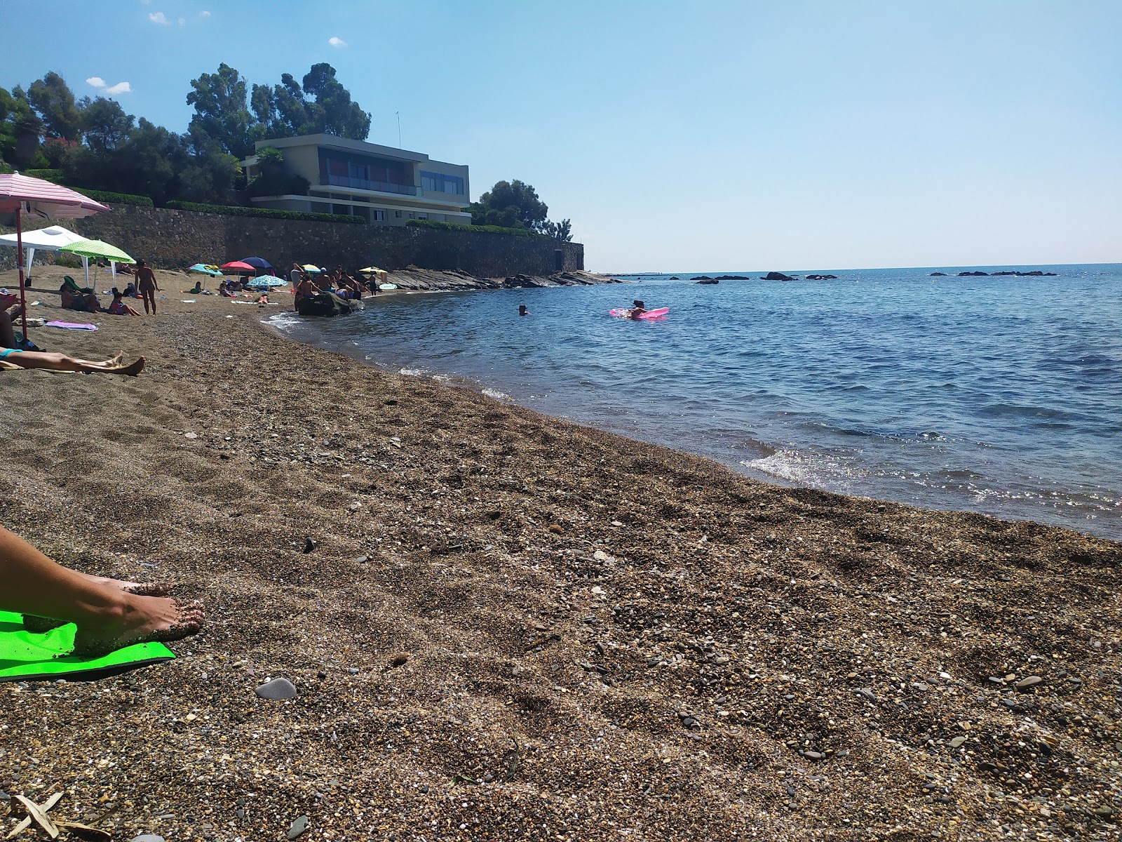 Photo de La spiaggia bella - endroit populaire parmi les connaisseurs de la détente
