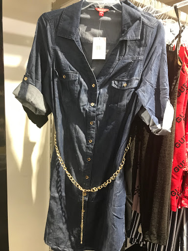 Clothing Store «Calvin Klein», reviews and photos, 13000 Folsom Blvd #502, Folsom, CA 95630, USA