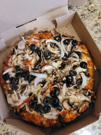 Pizza Restaurant «Round Table Pizza», reviews and photos, 22722 Lambert St, Lake Forest, CA 92630, USA