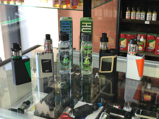 Tobacco Shop «Smoke Zone & Gifts», reviews and photos, 46699 Mission Blvd #210, Fremont, CA 94539, USA