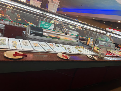 Shopping Mall «Golden Acres Shopping Center», reviews and photos, Oak Tree, South Plainfield, NJ 07080, USA