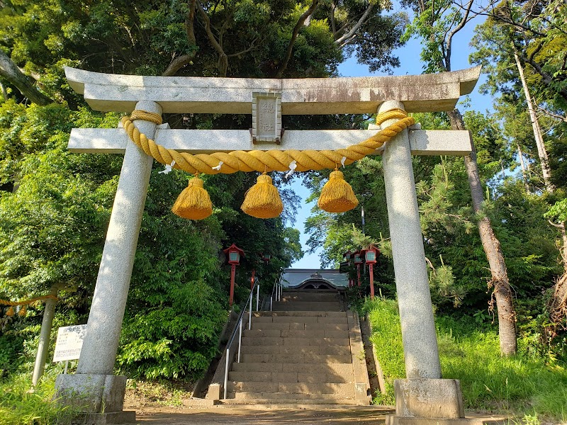 惣社・戸隠神社