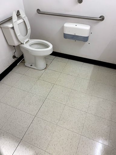 Hardware Store «Harbor Freight Tools», reviews and photos, 374 Mall Cir Dr, Monroeville, PA 15146, USA