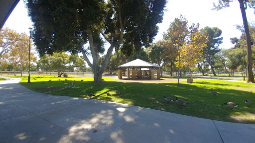 Public Golf Course «Bell Gardens Golf Course», reviews and photos, 8000 Park Ln, Bell Gardens, CA 90201, USA