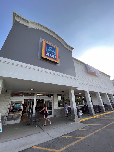 Grocery Store «ALDI», reviews and photos, 209 S Royal Oaks Blvd, Franklin, TN 37064, USA