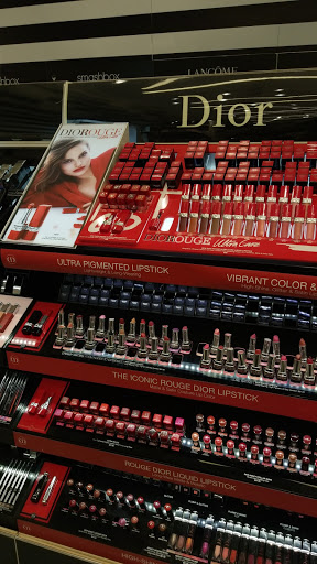 Cosmetics Store «SEPHORA», reviews and photos, 1570 Disneyland Dr, Anaheim, CA 92802, USA