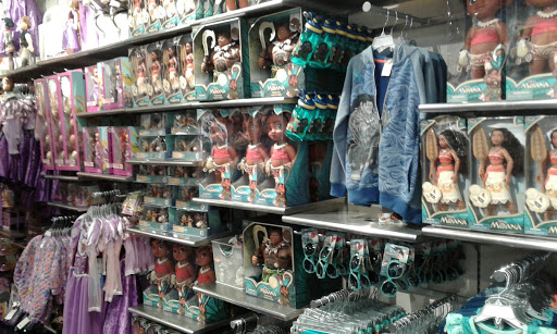 Shopping Mall «Aventura Mall», reviews and photos, 19501 Biscayne Blvd, Aventura, FL 33180, USA