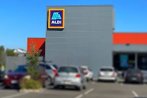 ALDI image