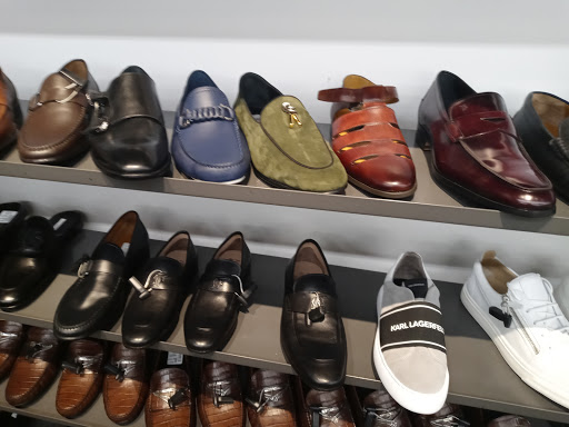 Department Store «Saks OFF 5TH», reviews and photos, 11201 NW 12th St, Miami, FL 33172, USA