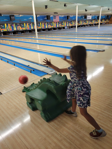 Bowling Alley «New Great Valley Lanes», reviews and photos, 1501 Highwood Ave, North Versailles, PA 15137, USA