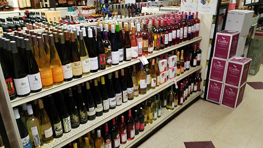 Liquor Store «Service Liquor Store», reviews and photos, 3720 Lake City Hwy, Warsaw, IN 46580, USA