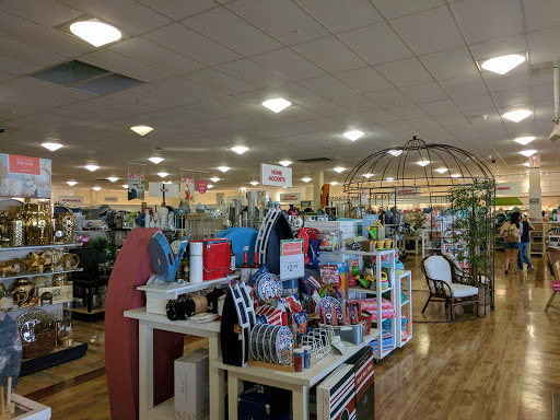 Department Store «HomeGoods», reviews and photos, 425 Ernest W Barrett Pkwy NW, Kennesaw, GA 30144, USA