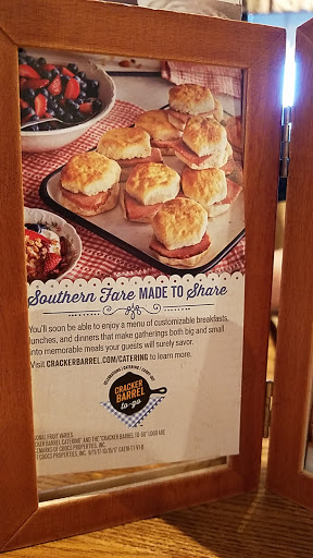 American Restaurant «Cracker Barrel Old Country Store», reviews and photos, 1780 E Center St, Madisonville, KY 42431, USA