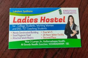 Lakshmi jyothsna ladies hostel image