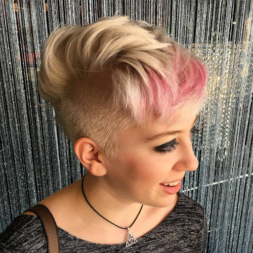 Hair Salon «Tease Salon», reviews and photos, 6839 Pearl Rd, Middleburg Heights, OH 44130, USA