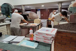 Pizzeria Walter - L'arte di fare la pizza image