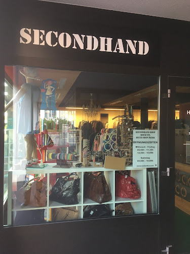 Secondhand Shop Rock + Co. Buch Shop Ägeri