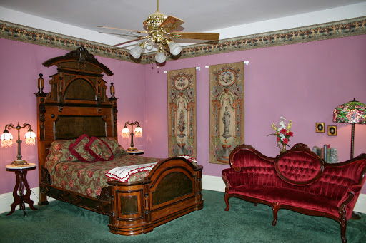 Tourist Attraction «Falcon Rest Mansion & Gardens», reviews and photos, 2645 Faulkner Springs Rd, McMinnville, TN 37110, USA