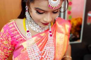 Ranis Alankar - Bridal makeup artists studio | Beauty parlour in dharmapuri image