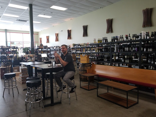 Liquor Store «Barrel Chest Wine & Beer», reviews and photos, 4035 Electric Rd B, Roanoke, VA 24018, USA