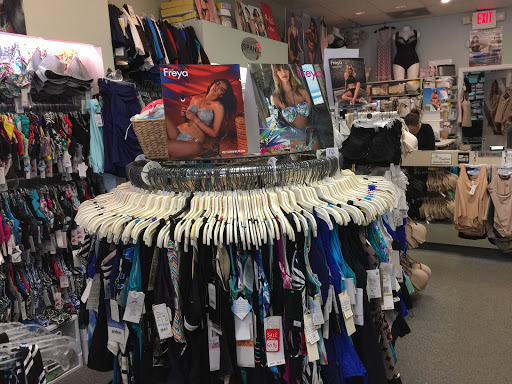 Lingerie Store «Lingerie By Susan», reviews and photos, 9 Lincoln Hwy, Edison, NJ 08820, USA