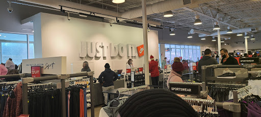 Sporting Goods Store «Nike Factory Store», reviews and photos, 1000 PA-611 #120, Tannersville, PA 18372, USA