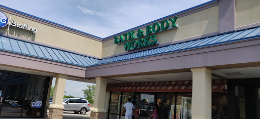 Beauty Supply Store «Bath & Body Works», reviews and photos, 706 Greensburg Commons Shopping Center, Greensburg, IN 47240, USA