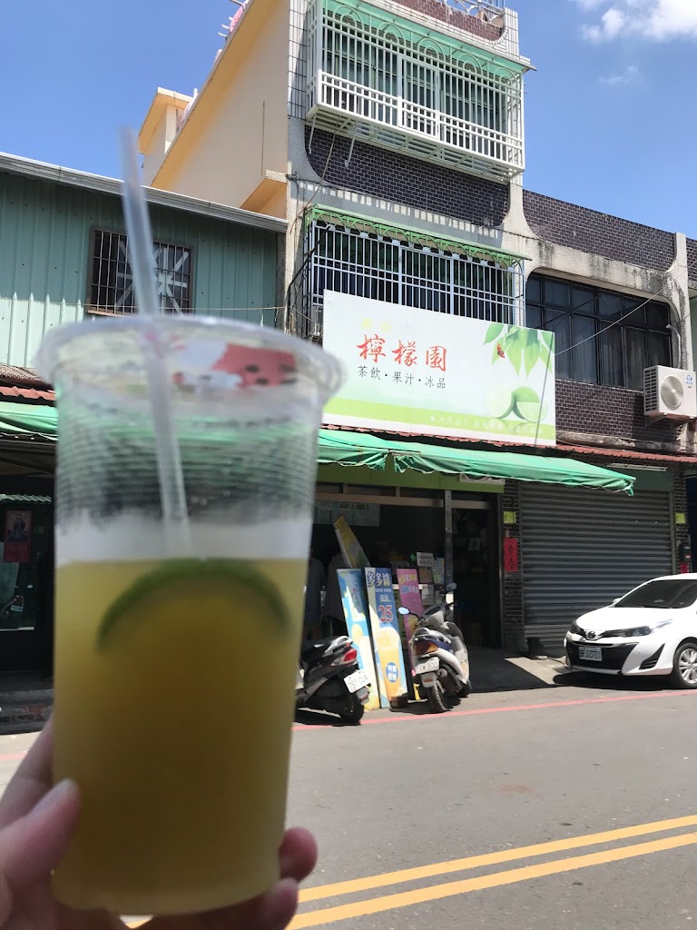 檸檬園飲料店 的照片