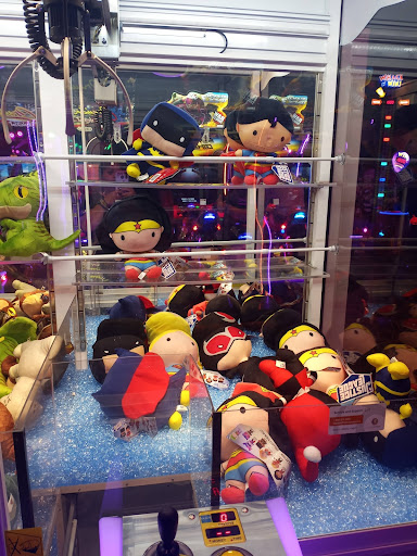 Movie Theater «Regal Cinemas Warrington Crossing 22 & IMAX», reviews and photos, 140 Easton Rd, Warrington, PA 18976, USA